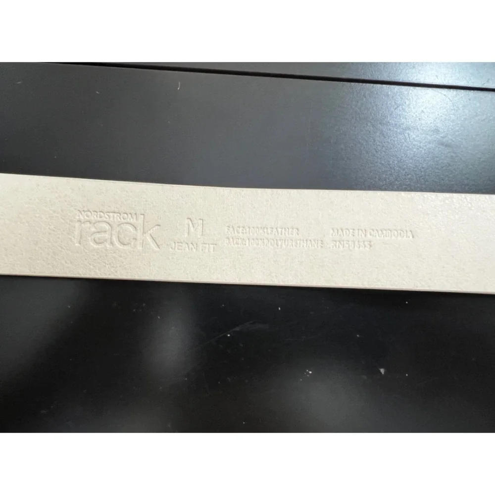 Nordstrom Rack Women Cream Leather Jean Fit Belt Gold Octagon Buckle Medium 876